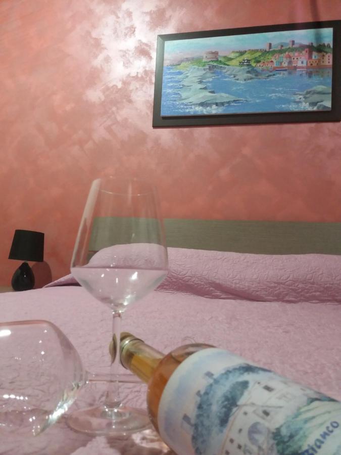 Su Casciu Bed & Breakfast Bosa Exterior photo